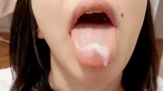 Sexy Thai chick chokes on spunk after a oral sex with a giant cum-shot