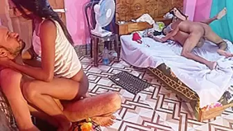 2 Bengali Bhabhi Fucking In Group Sex Party At Home Foursome Mounts
