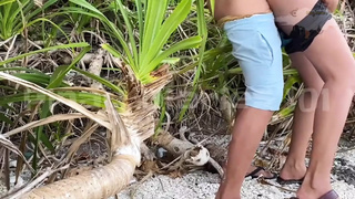Pinay kinantot sa beach kahit may tao ( outdoor sex )
