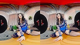 Virtual Reality - Escape To A Sensual Nylon World